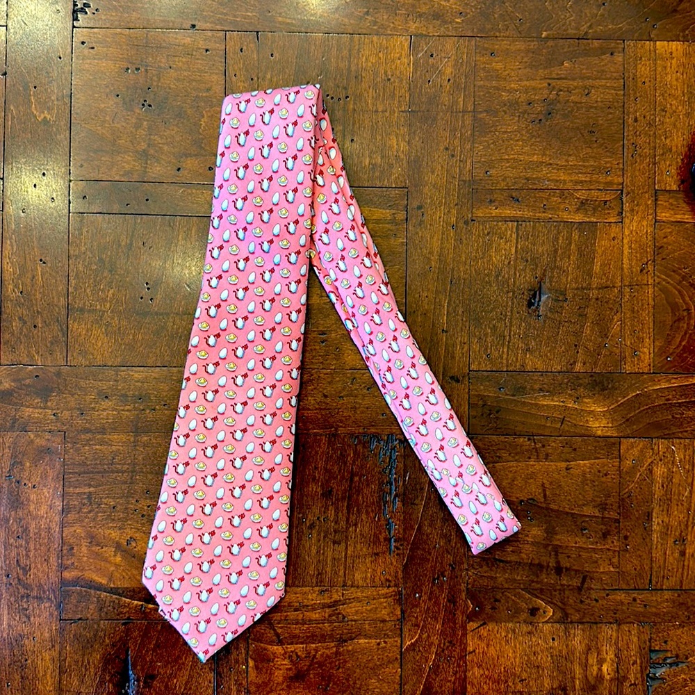 Vineyard Vine tie